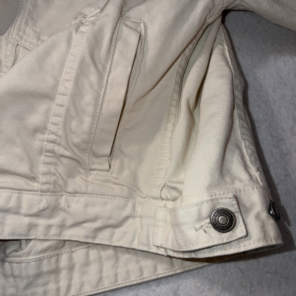 Free People-We The Free Off White Opal  Swing Denim Jacket Size Small Ecru Y2K - Picture 9 of 16